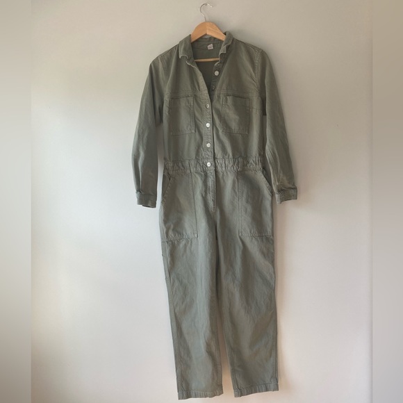 🚨MOVING SALE🚨 Old Navy Long Sleeve Cropped Denim Utility Jumpsuit - Picture 4 of 5